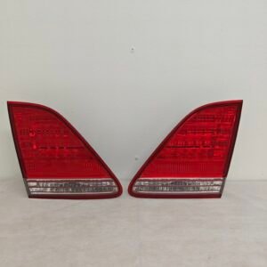 Toyota Crown takavalot