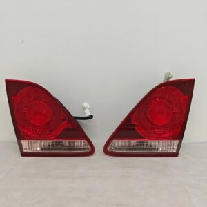 Toyota Crown takavalot