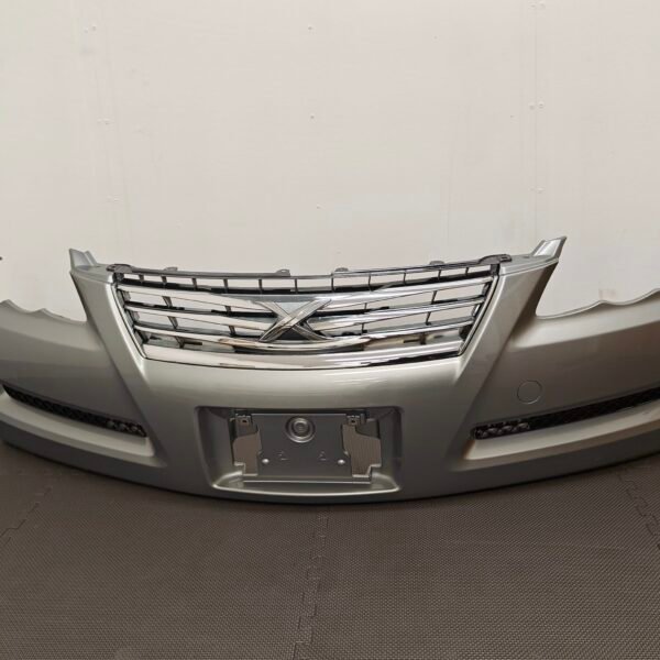 Toyota Mark X GRX120 etupuskuri